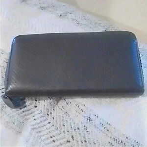 NWOT- Deux Lux Ladies Wallet -Vegan Leather